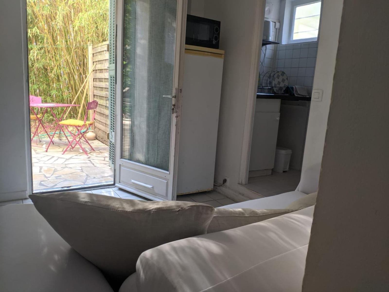 Apartment Dans Nicoise Calme Nice